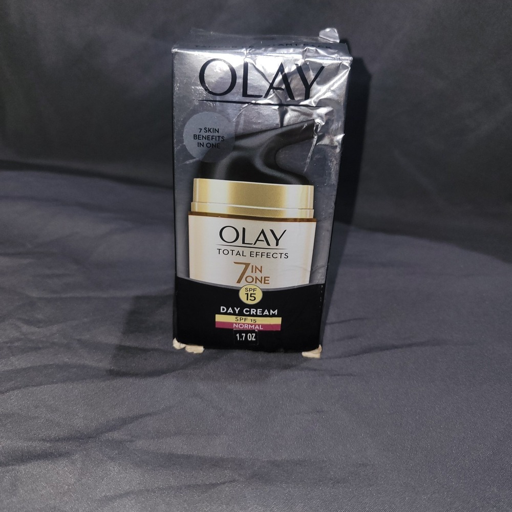 Olay Total Effect 7 in One 1.7 oz Exp 2/2028 SPF 15 Day Cream